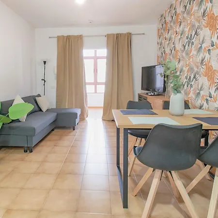 Cristianos Colina Ii Apartamento *