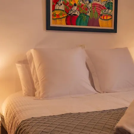 Cristianos Colina Ii Apartamento *