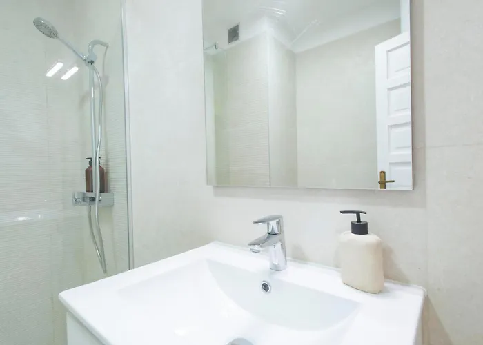 Cristianos Colina Ii * アロナ