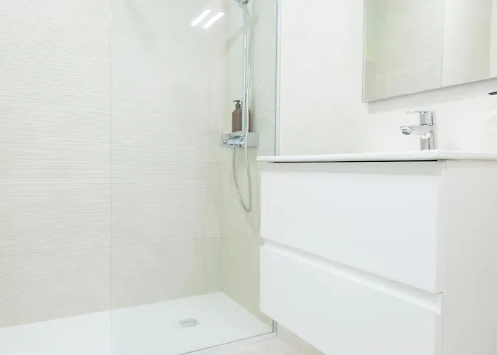 Cristianos Colina Ii アパート アロナ