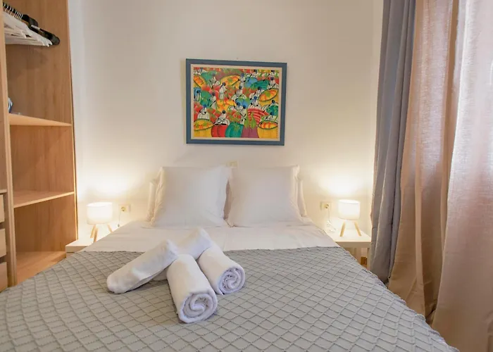 Cristianos Colina Ii アロナ